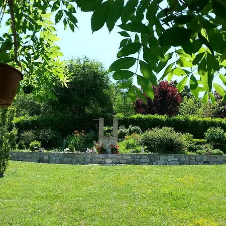 Persichitti Farm stay *